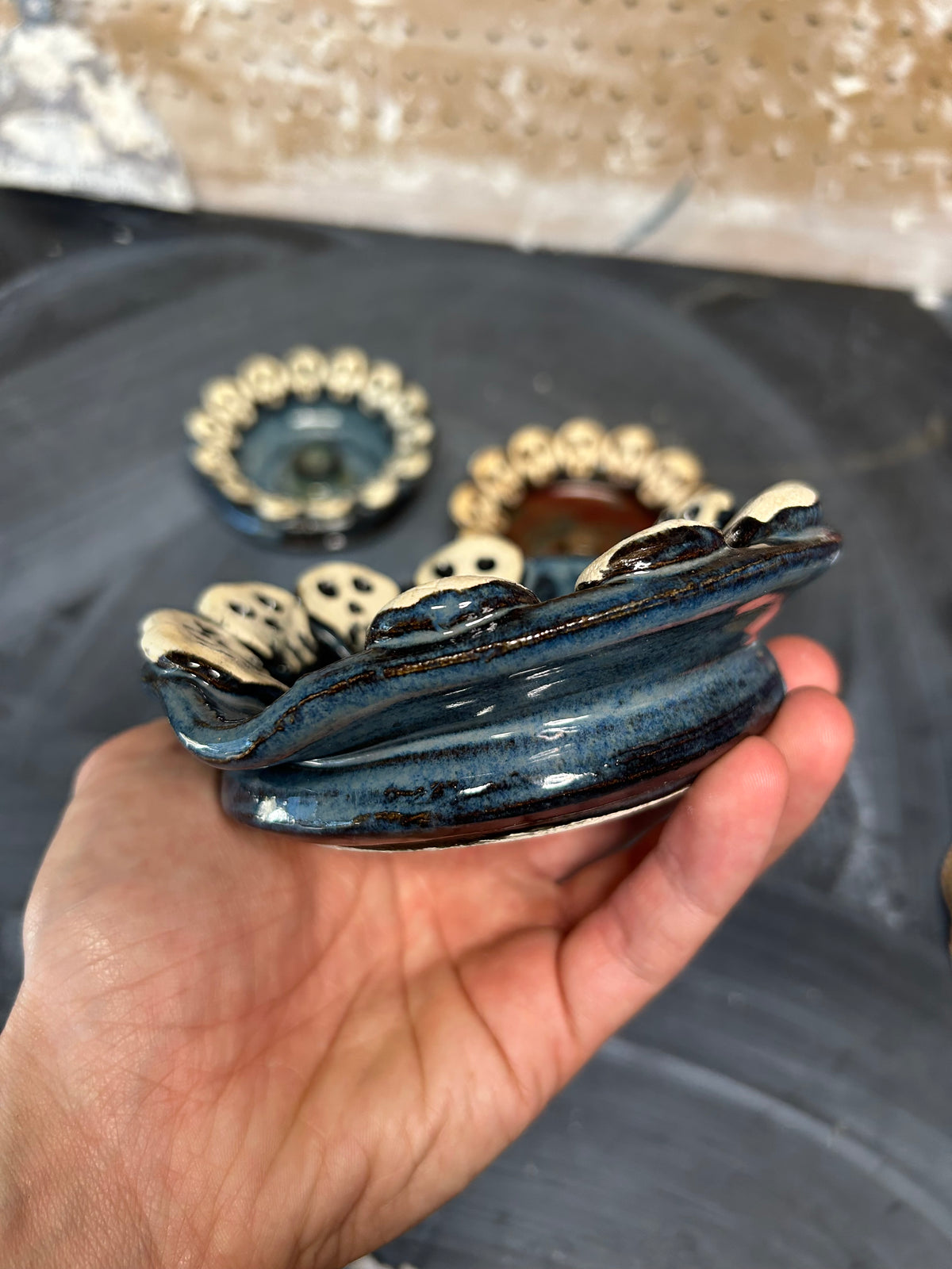 Skull Gala Ashtray 1