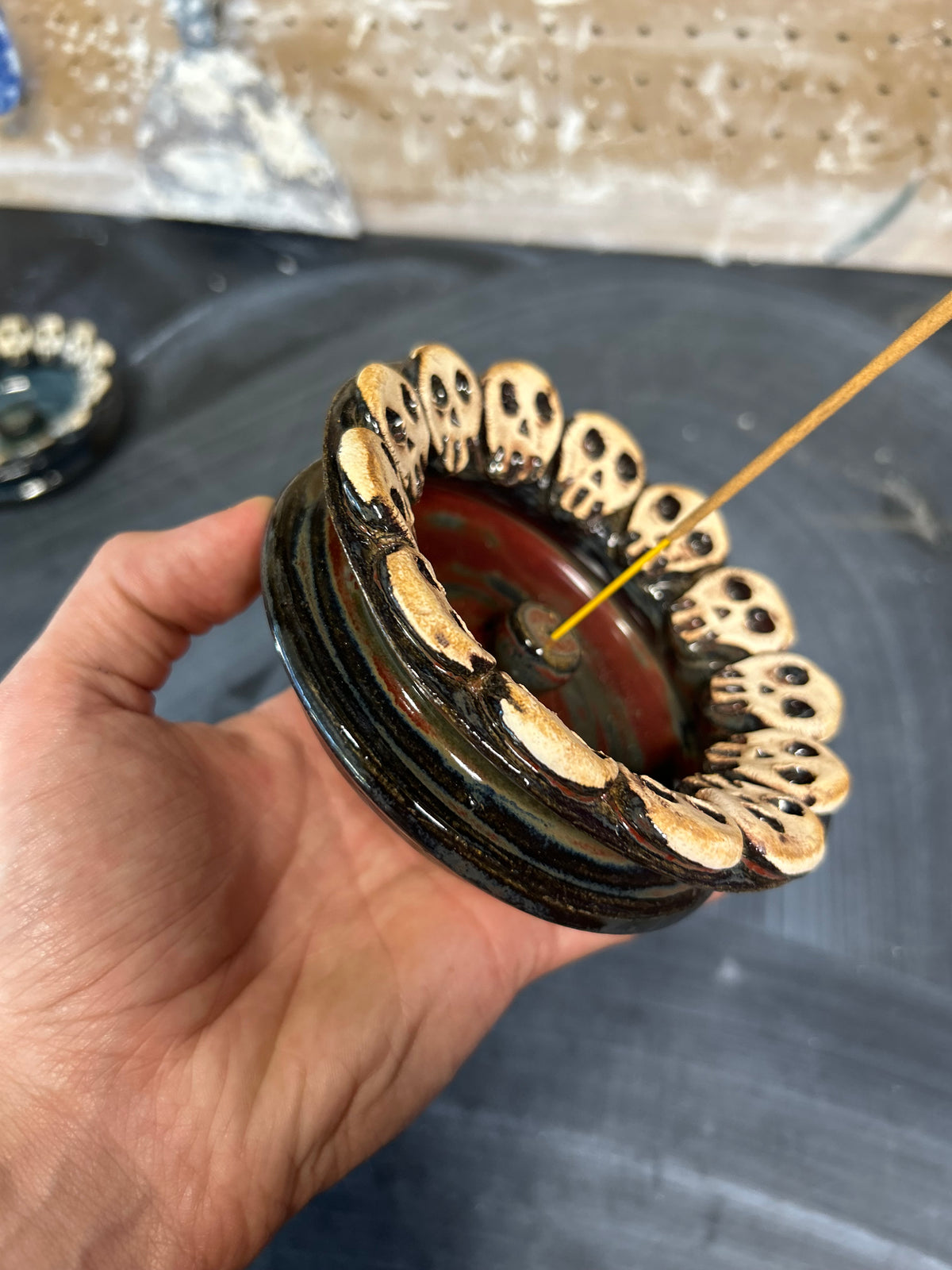 Skull Gala Incense Holder 1