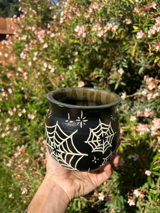 Spiderweb Planter
