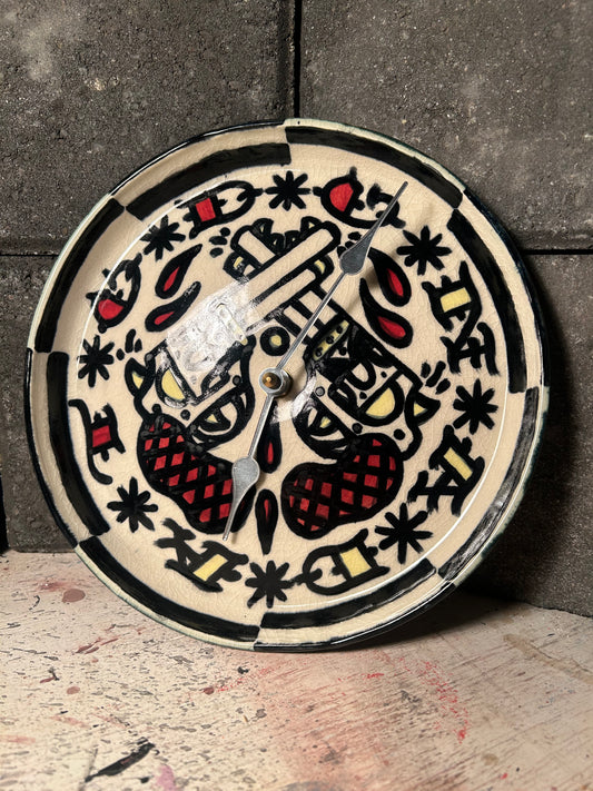Revolver Clock