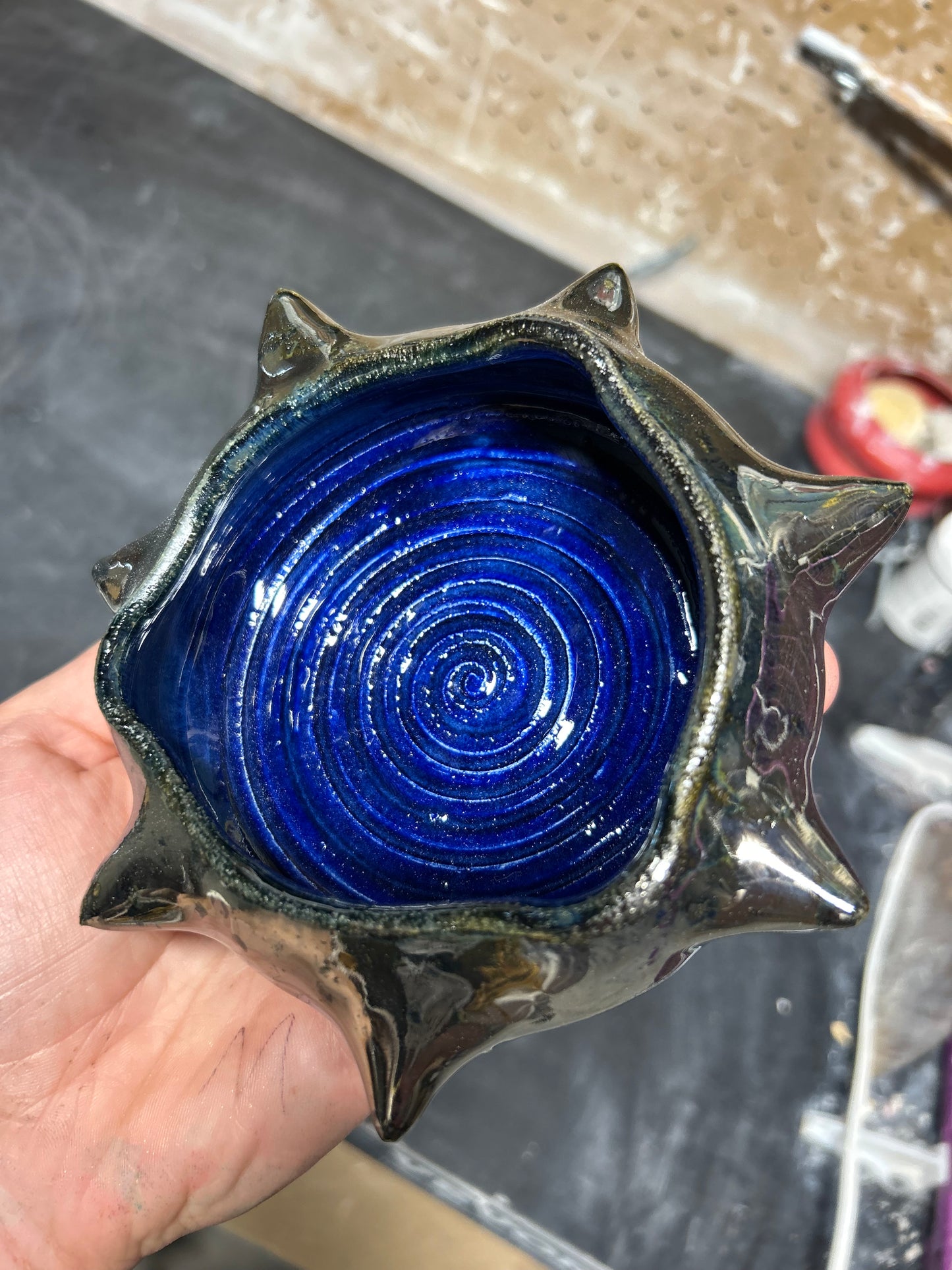 Spiky Sapphire Ashtray