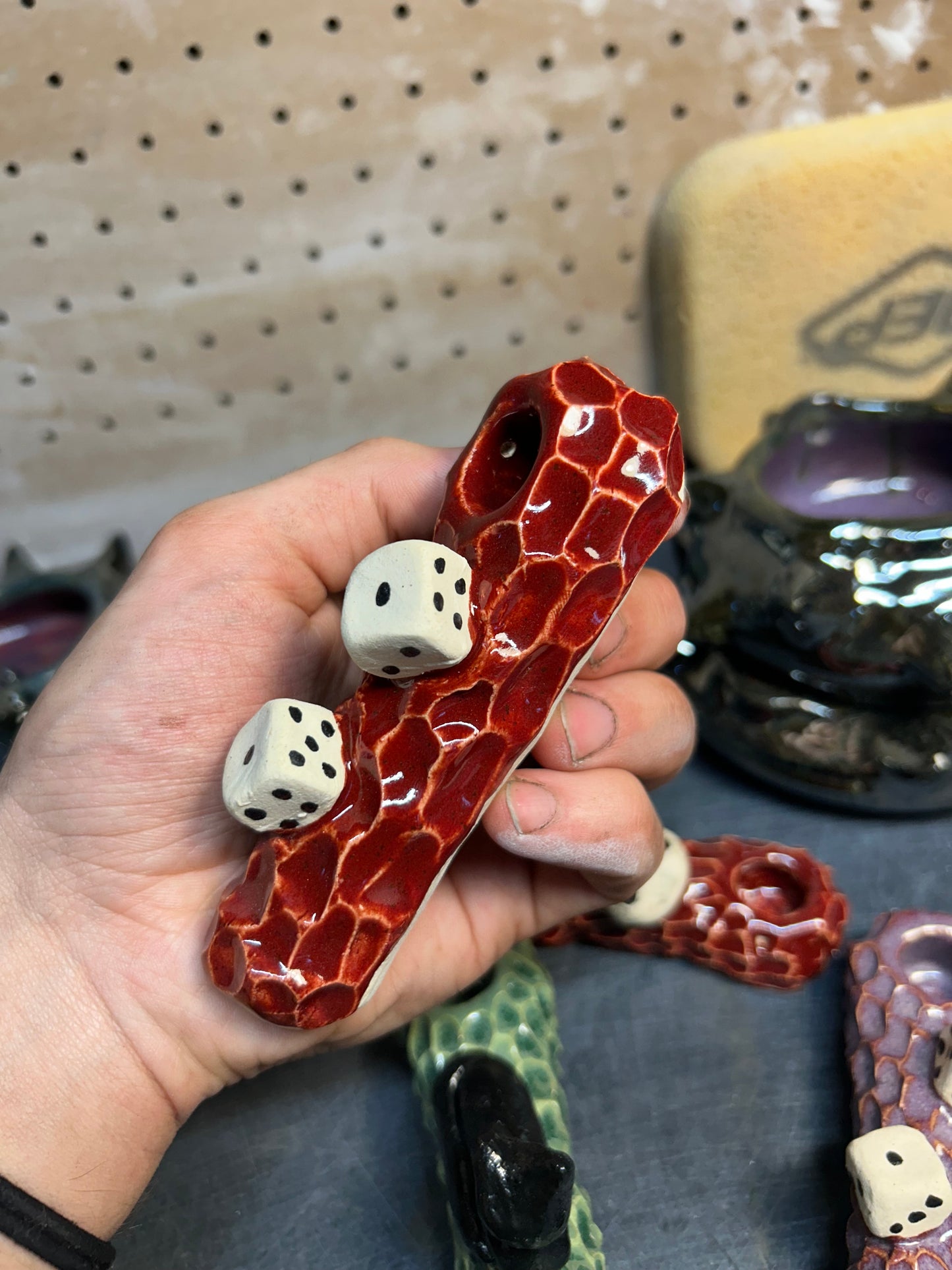 Red Dice Pipe