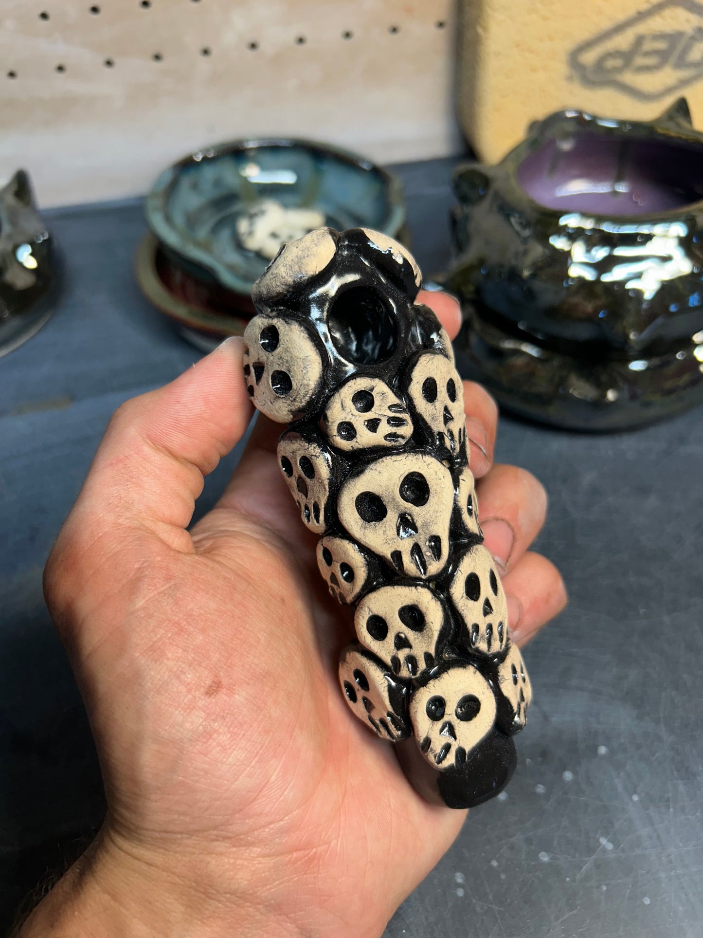 Skull Gala Pipe 2