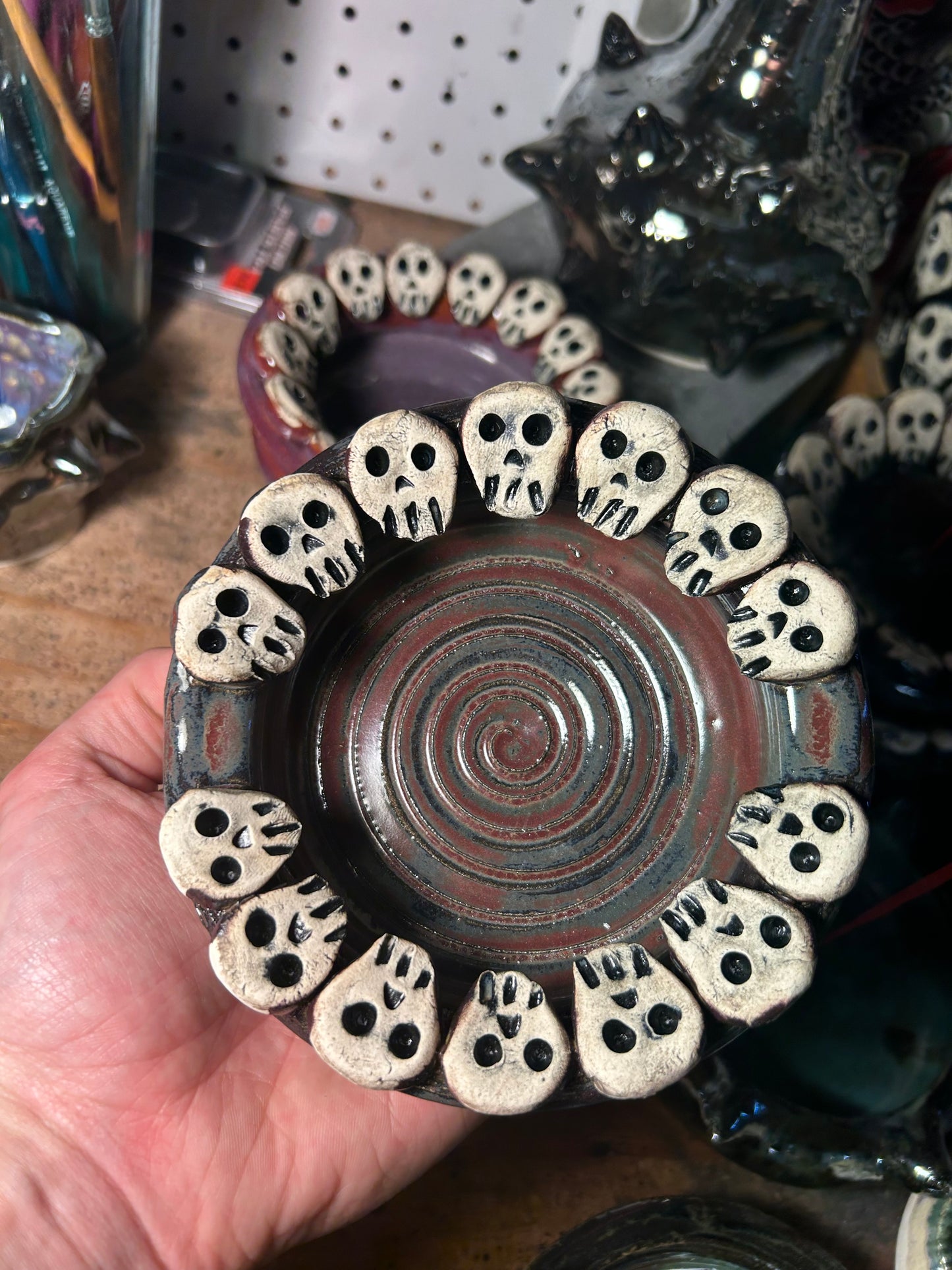 Skull Gala Ashtray 1