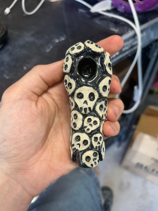 Skull Gala Pipe
