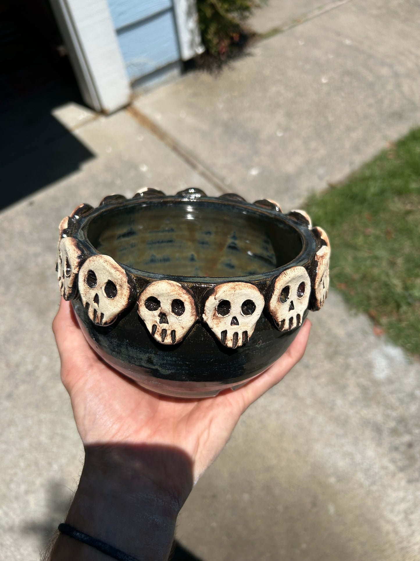 Skull Rim Planter