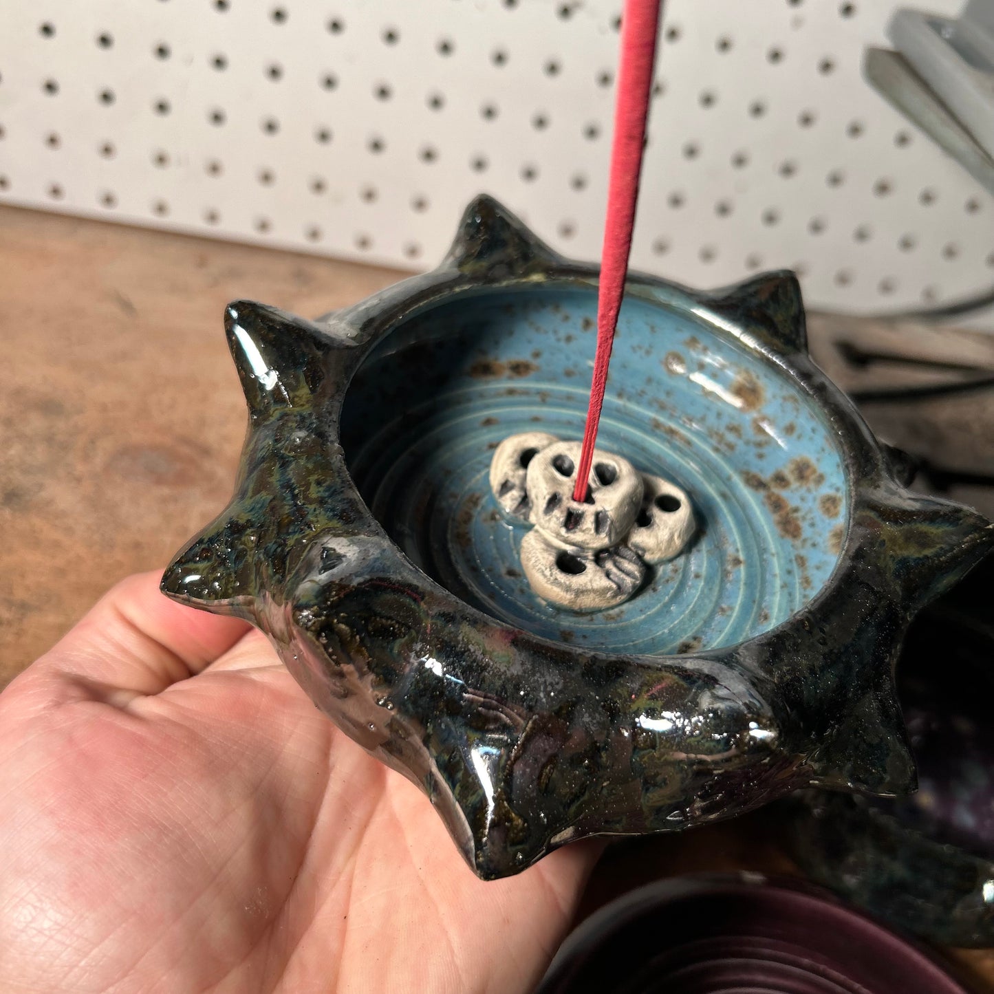 Spiky Skullstack Incense Holder 1