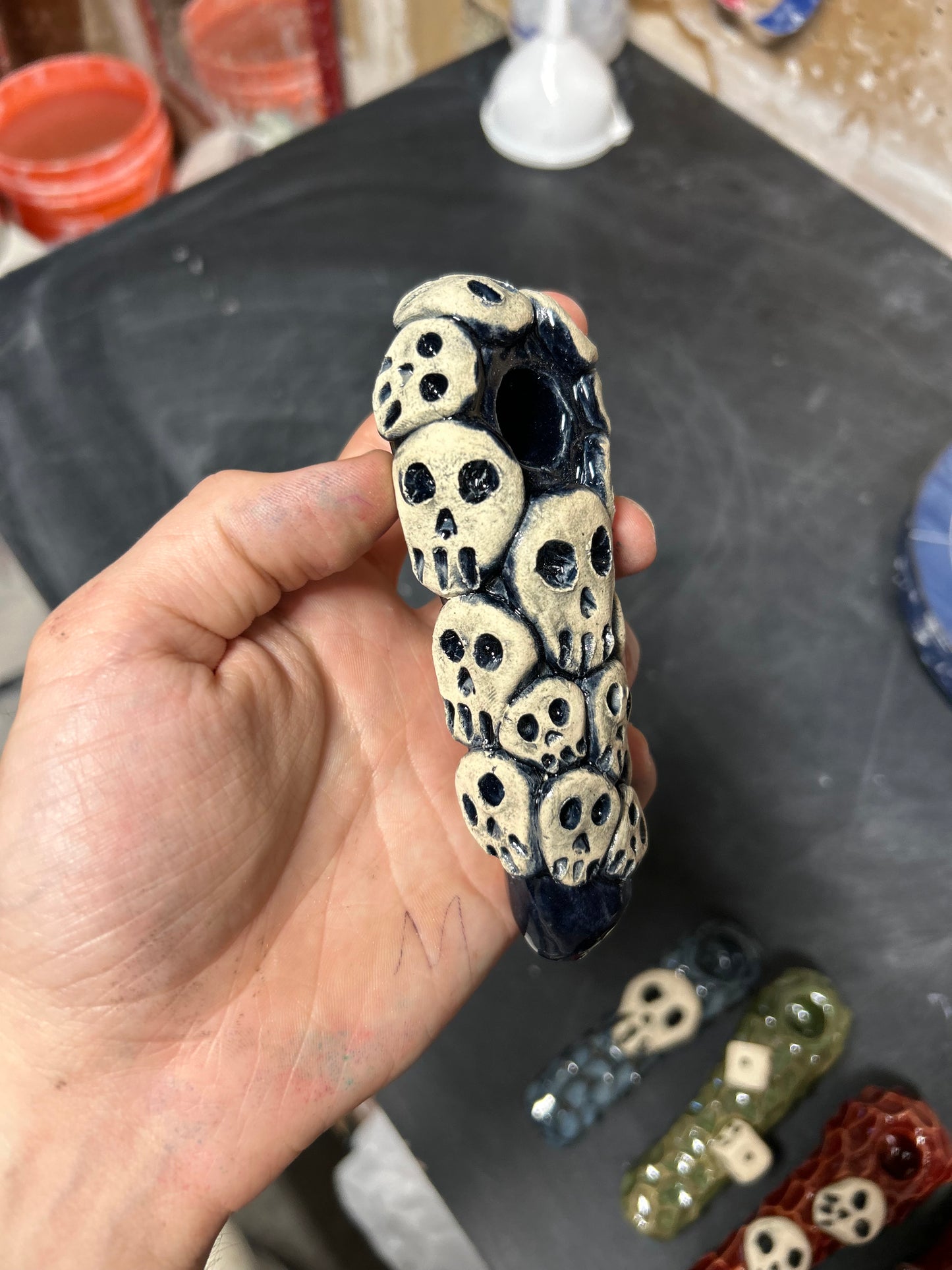 Skull Gala Pipe 1