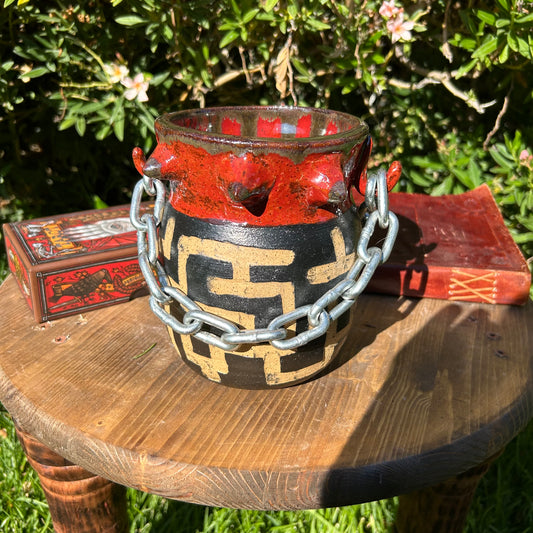 Chained Maze Vase