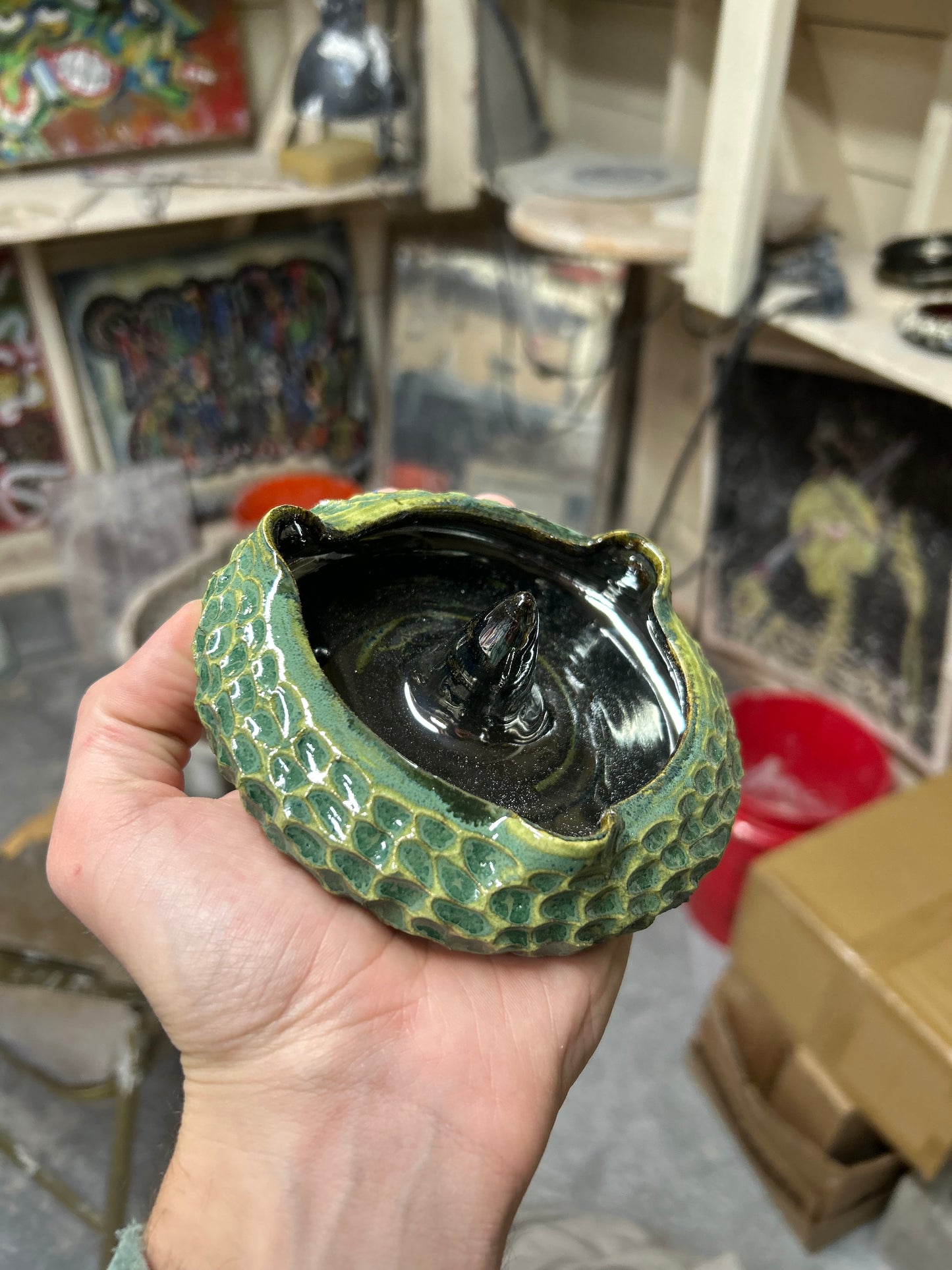 Scaled Spike Ashtray