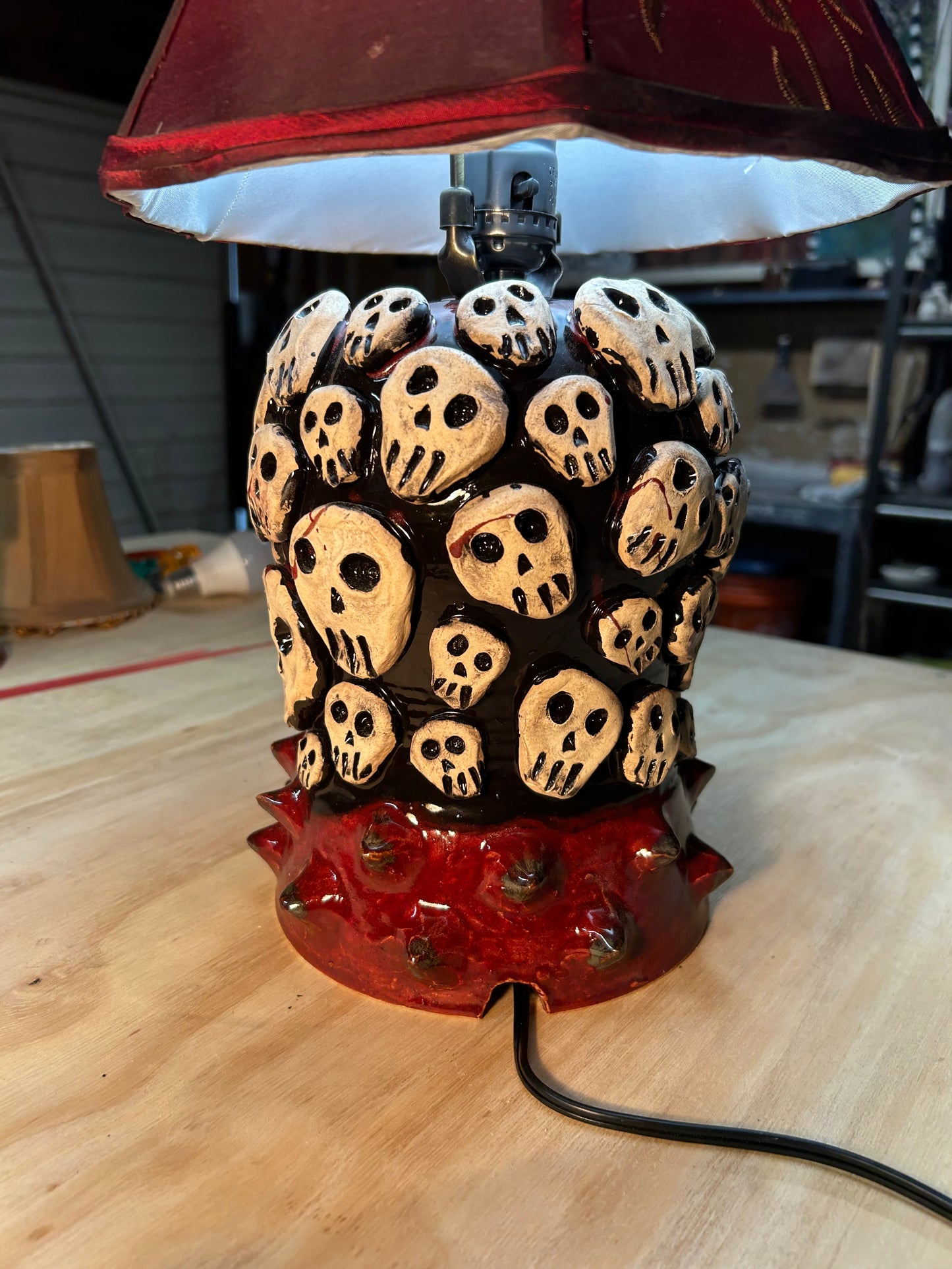 Skull Gala Lamp