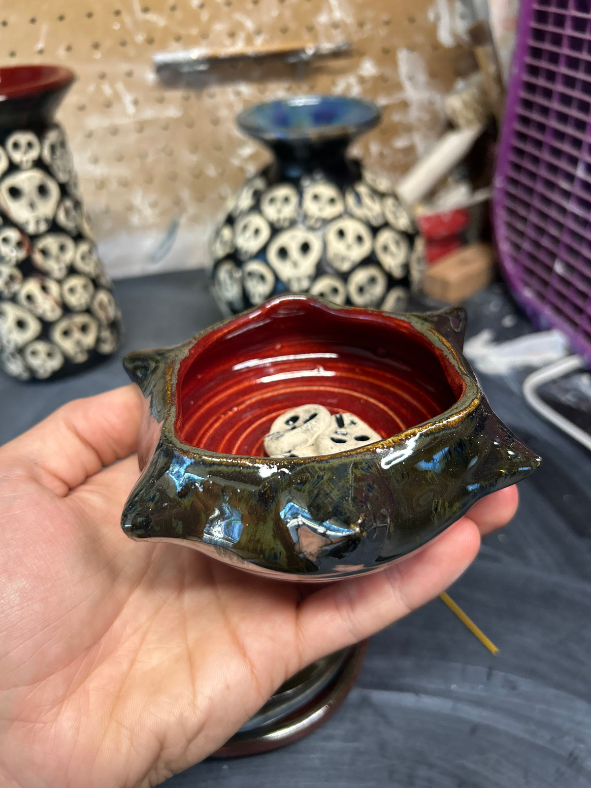 Spiky Skullstack Ashtray 2