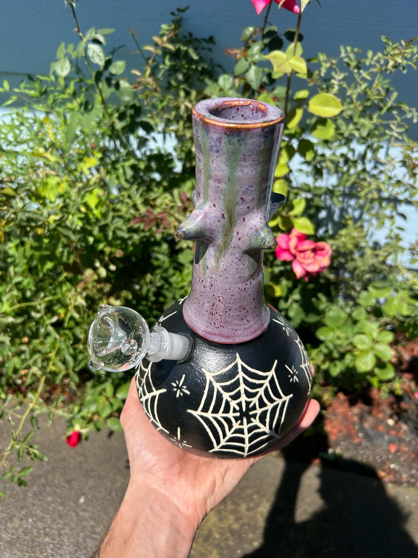 Spiderweb Bong