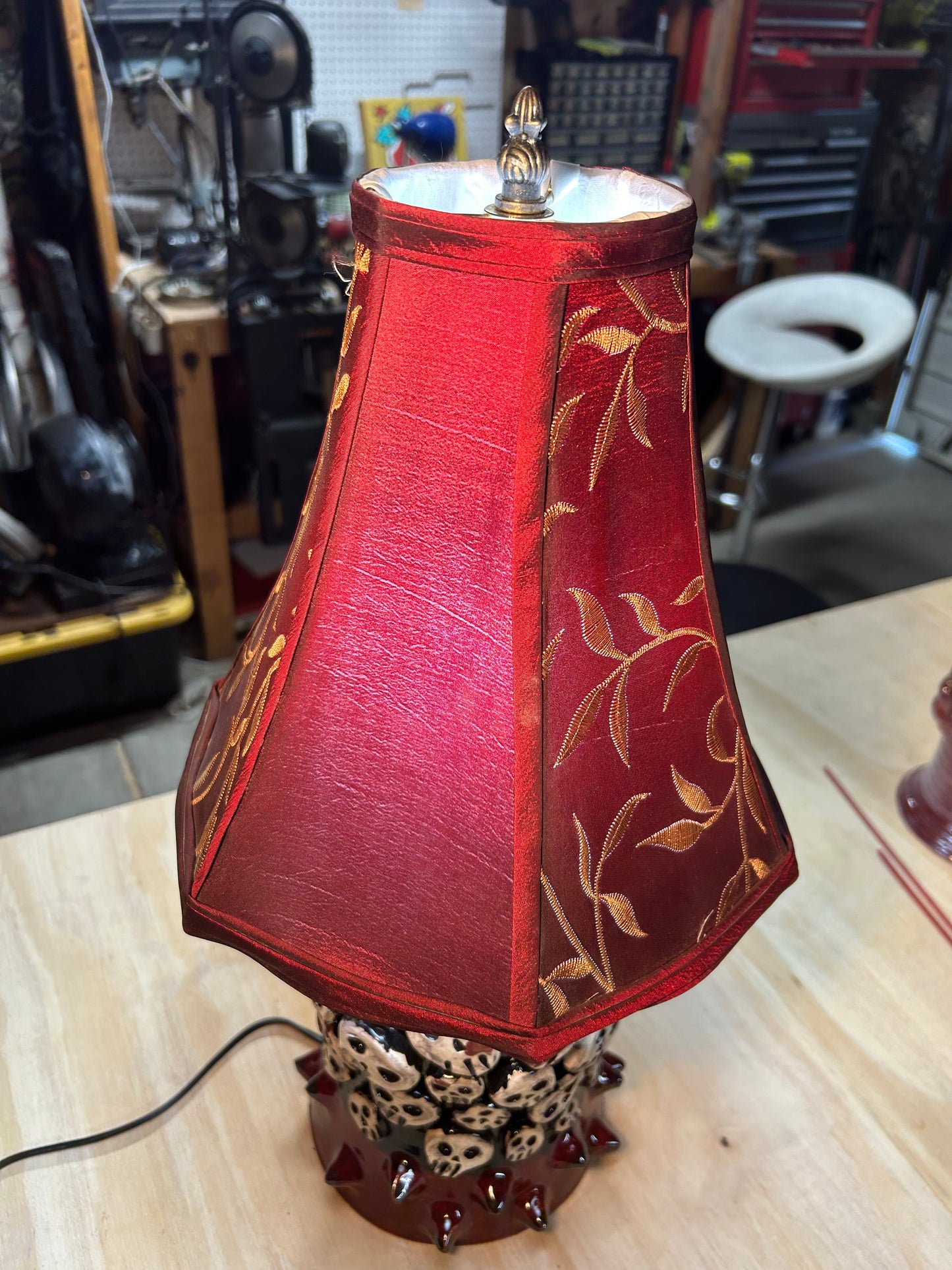 Skull Gala Lamp