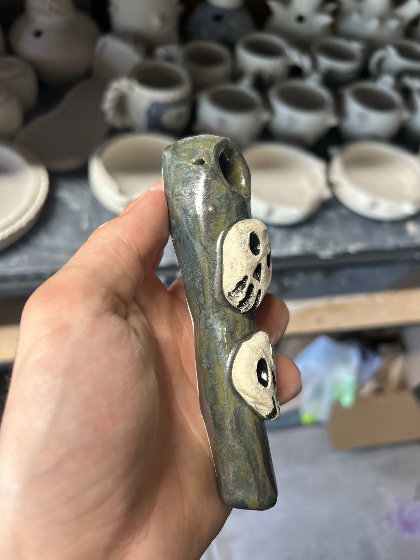 Double Skull Pipe