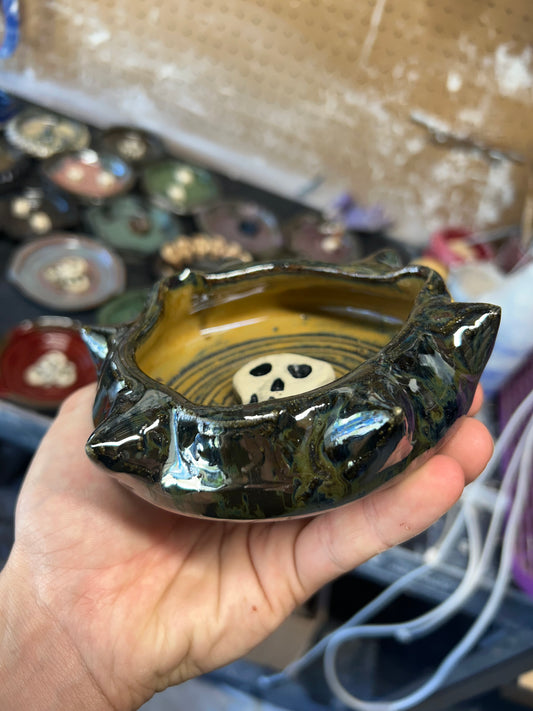Spiky Skull Ashtray