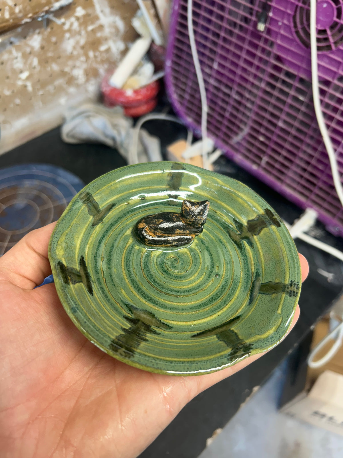 Cat Ashtray 1