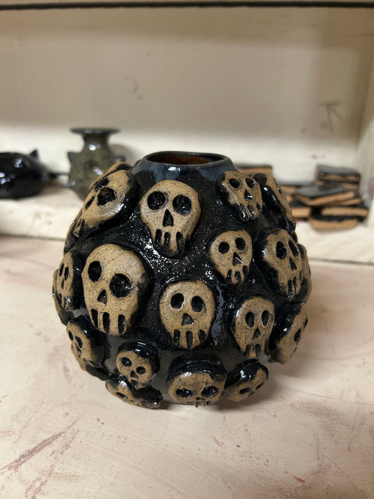 Skull Vase 4