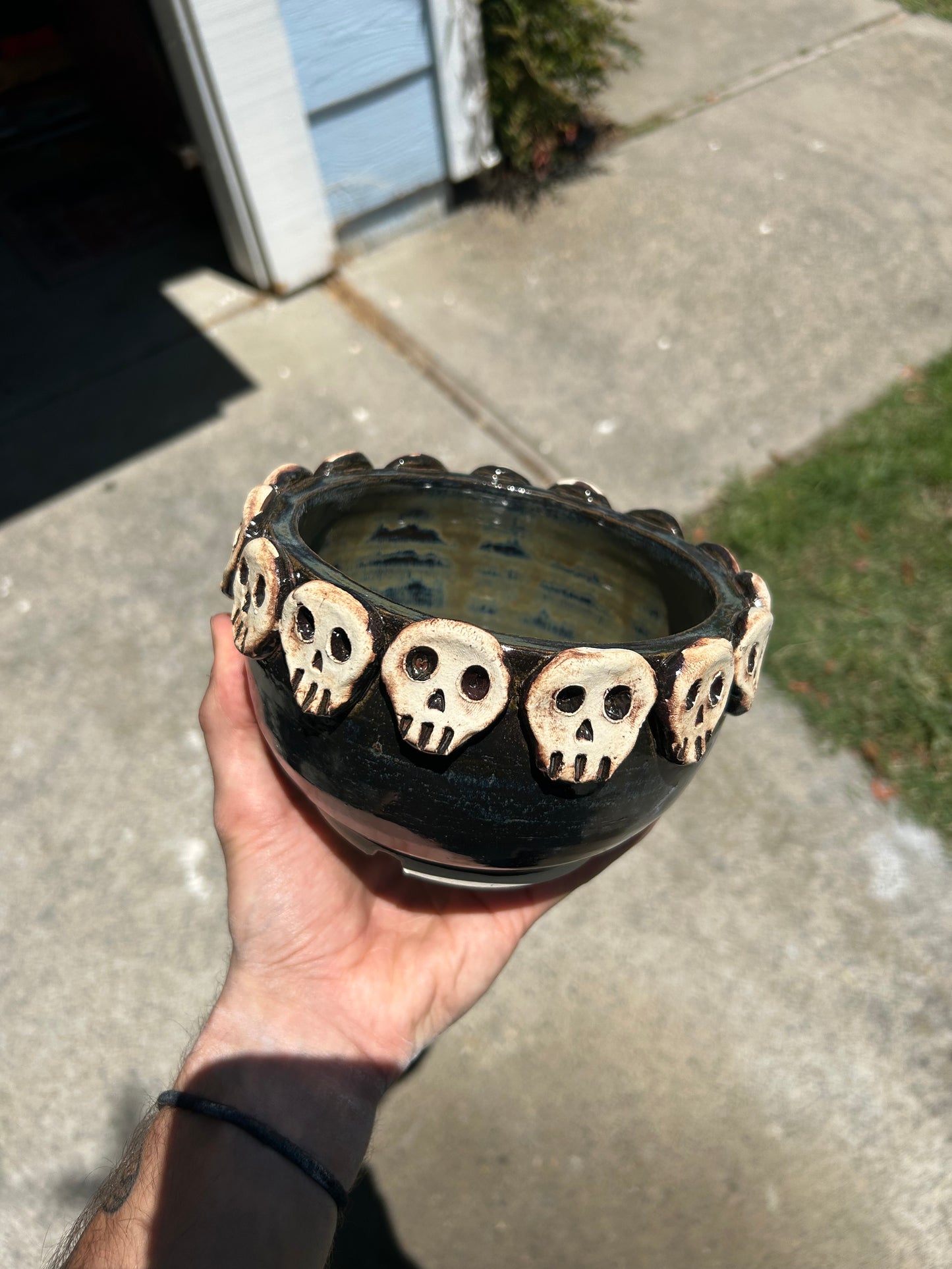 Skull Rim Planter