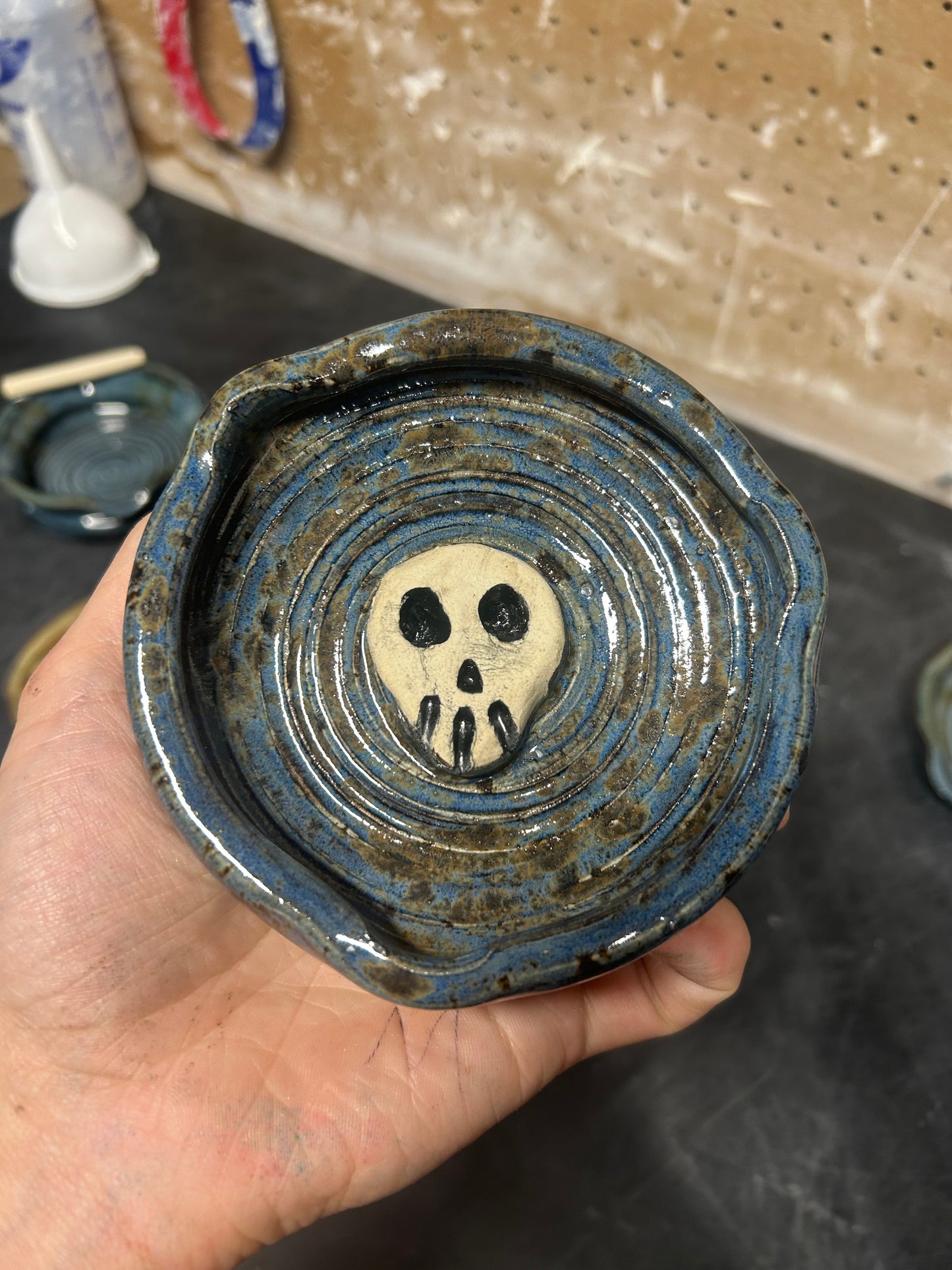 Shipwreck Skull Ashtray