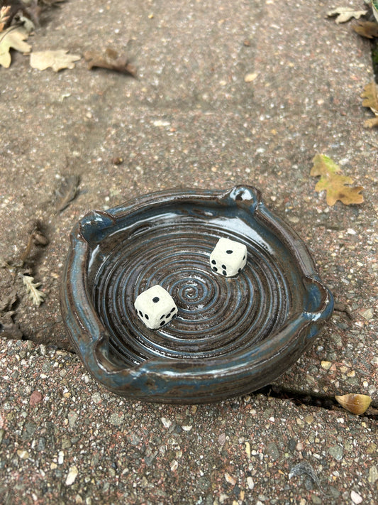 Dice Ashtray 2