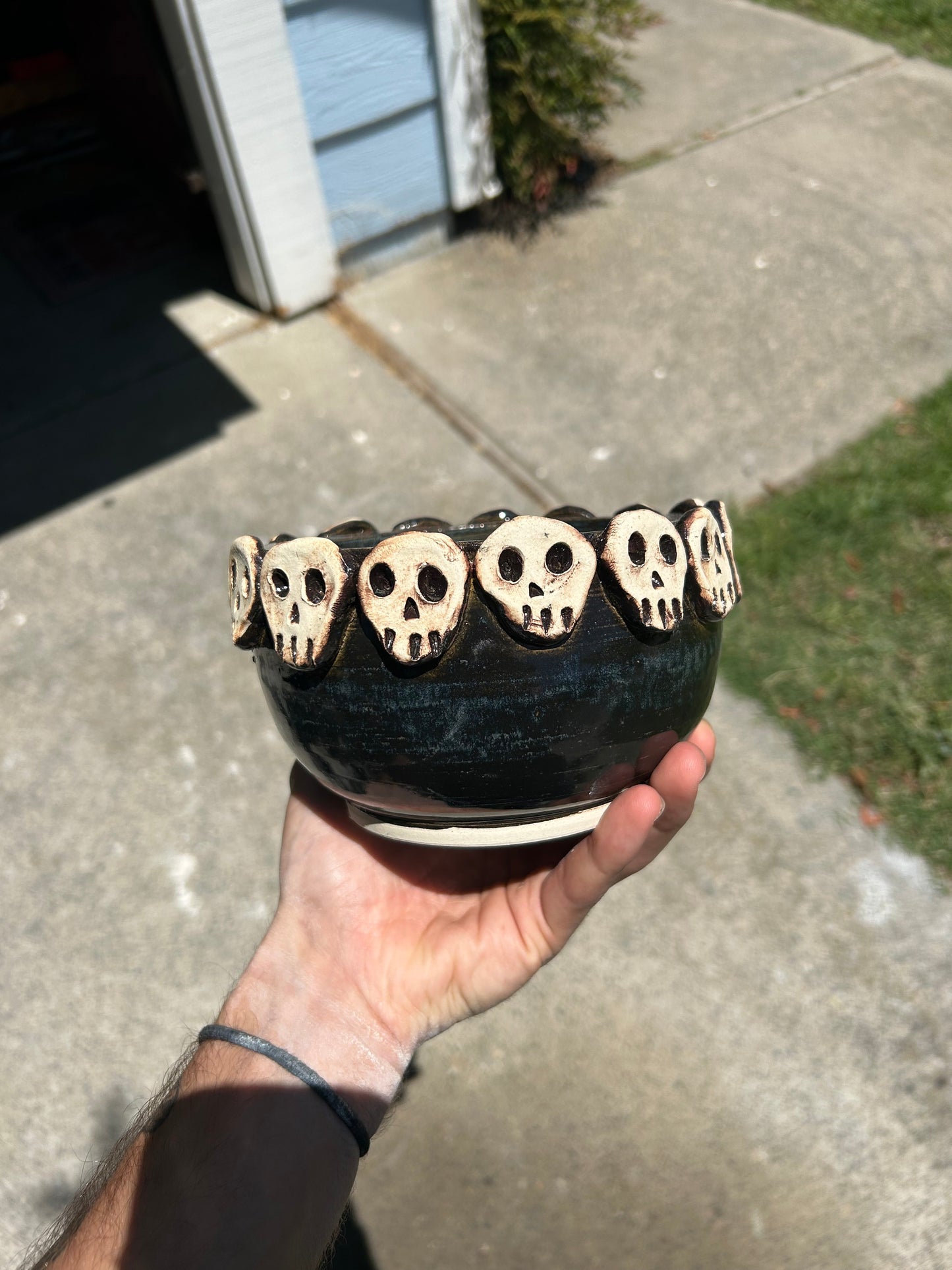 Skull Rim Planter
