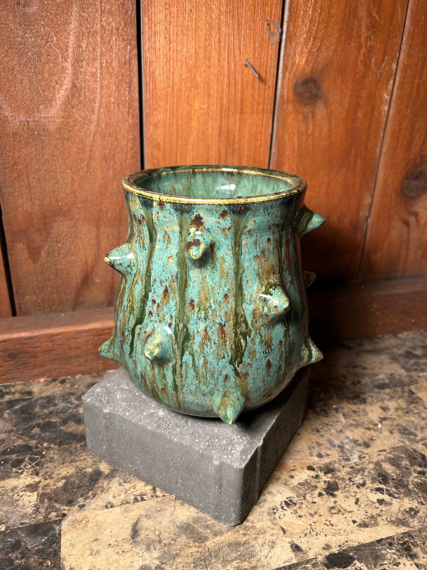 Melting Vase - Large and Spiky