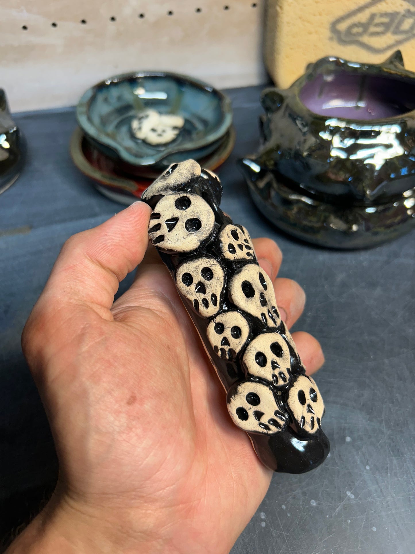 Skull Gala Pipe 2